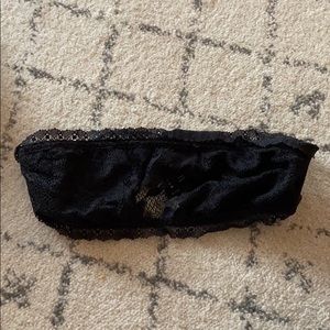 VICTORIAS SECRET LACE BANDEAU BRALETTE